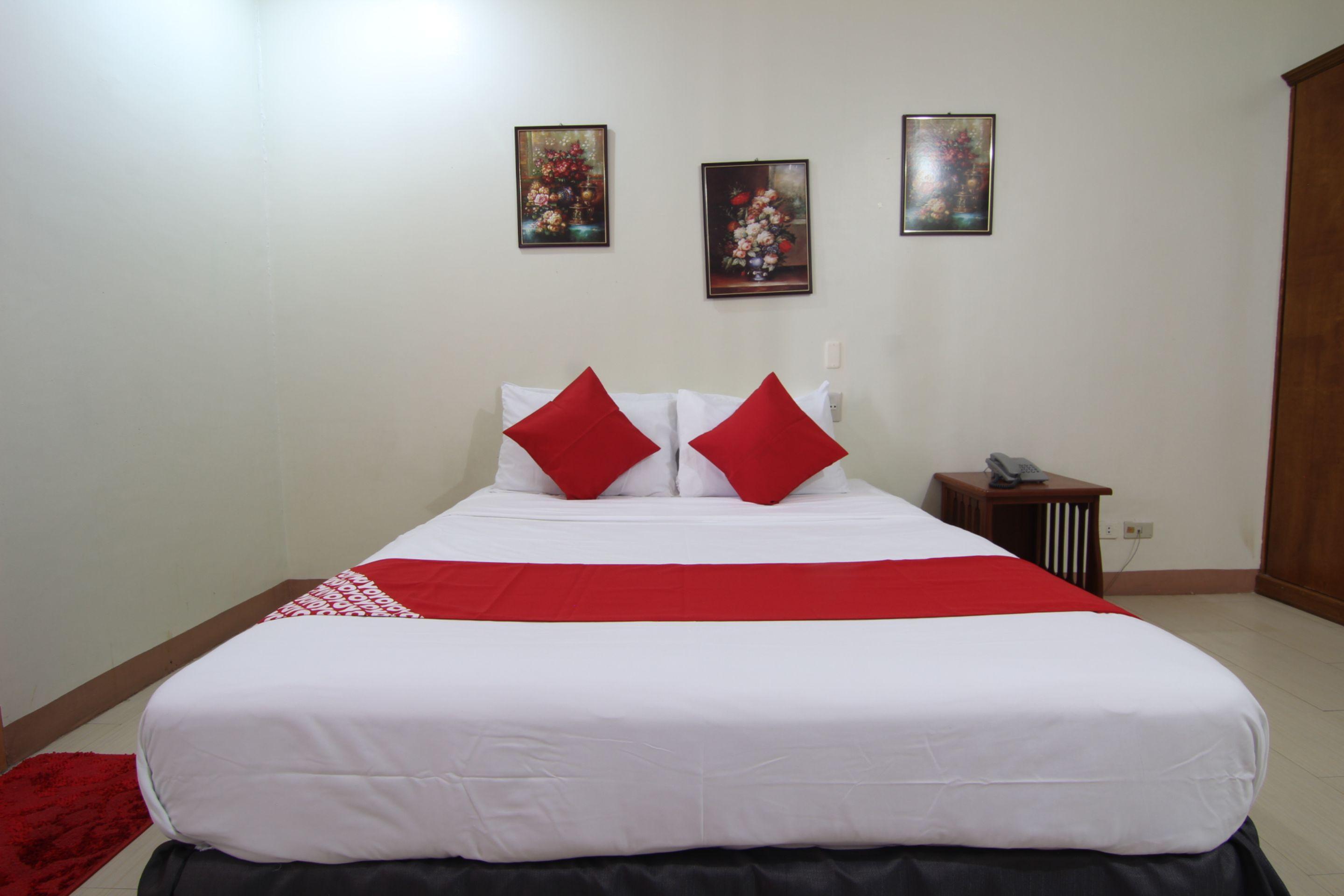 Oyo 130 Jy Crown Palace Cebu Kültér fotó